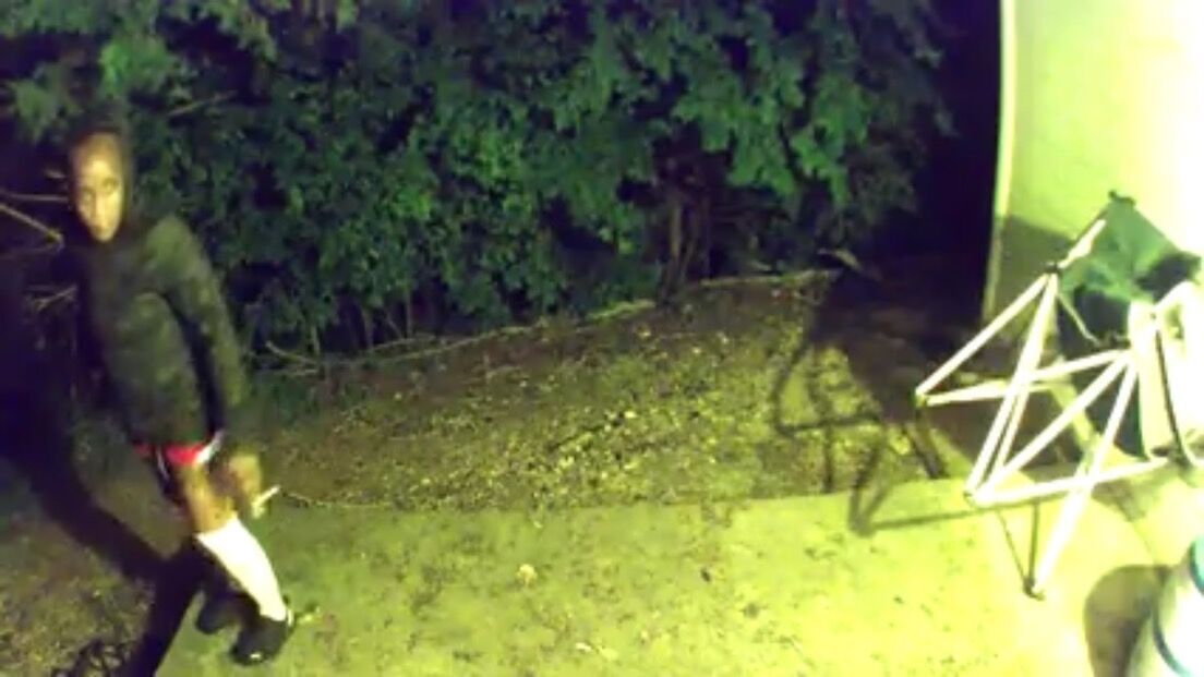 East Ridge Police search for suspected female prowler